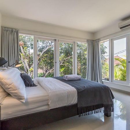 Modern 3Br Pool Villa Verone In Seminyak, Bali Canggu Extérieur photo