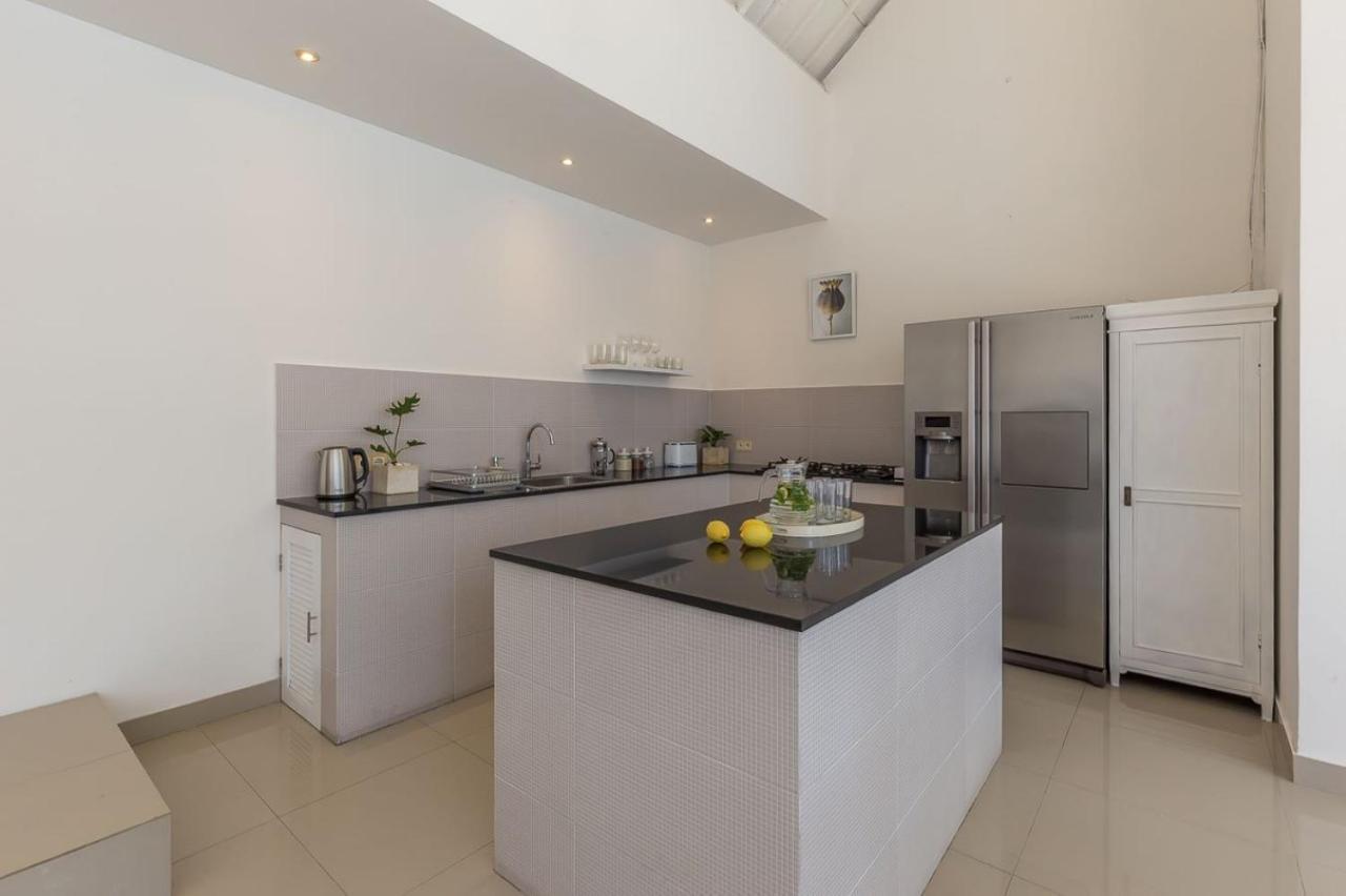 Modern 3Br Pool Villa Verone In Seminyak, Bali Canggu Extérieur photo
